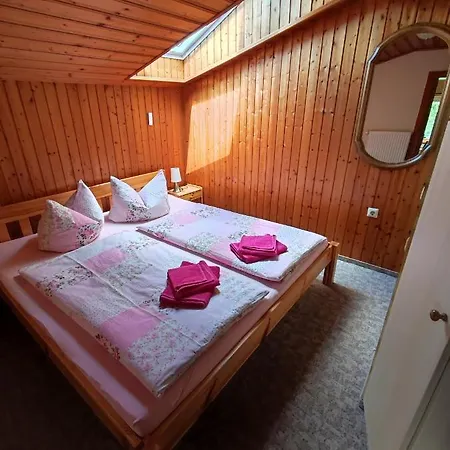 Апартаменты Hering, Inhaber Ina Tharang Neu Porschdorf
