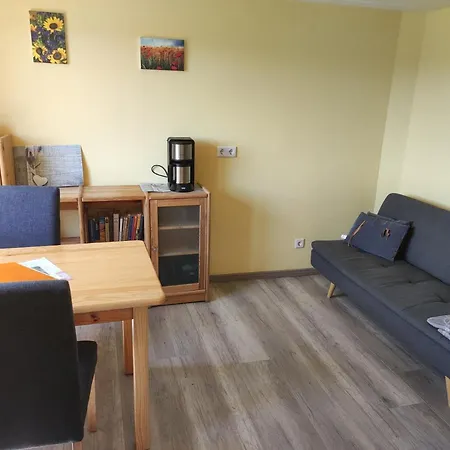 Hering, Inhaber Ina Tharang